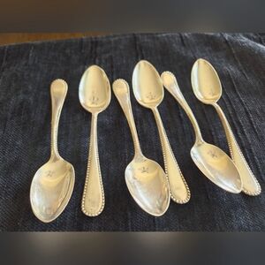 Wm Rogers & Son AA Silver-plated Beaded Design Spoons (Set Of 6)